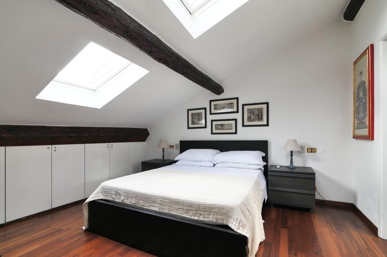 Apartmán Elegant P.Venezia Attic Milán Exteriér fotografie