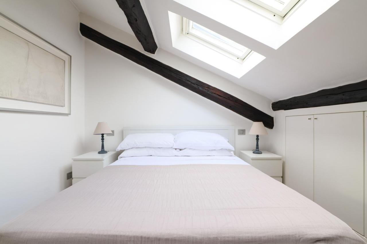 Apartmán Elegant P.Venezia Attic Milán Exteriér fotografie