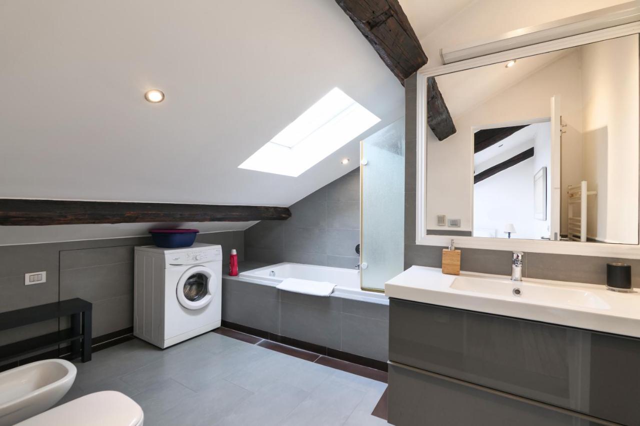 Apartmán Elegant P.Venezia Attic Milán Exteriér fotografie