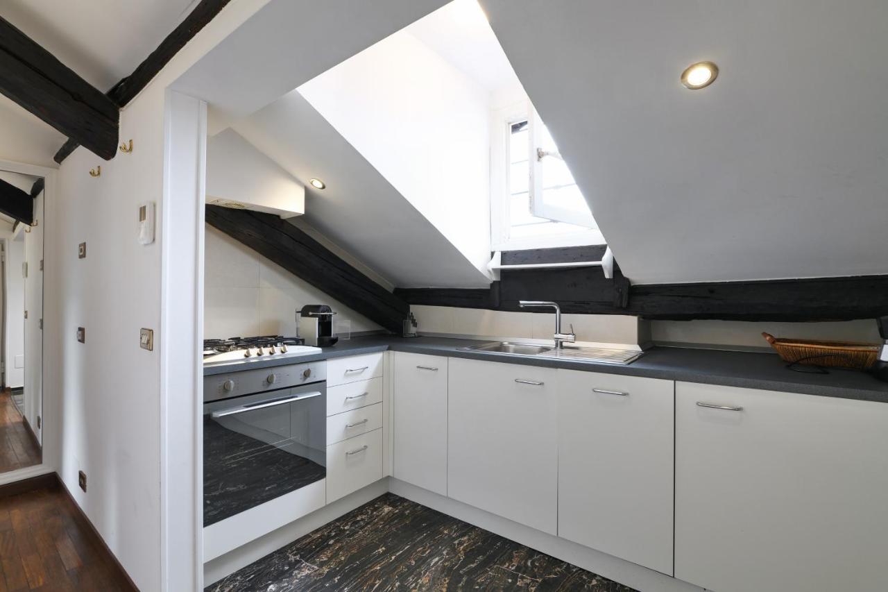 Apartmán Elegant P.Venezia Attic Milán Exteriér fotografie